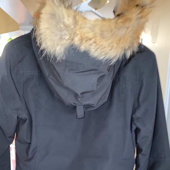 Canada Goose jacket - Picture 1 of 3